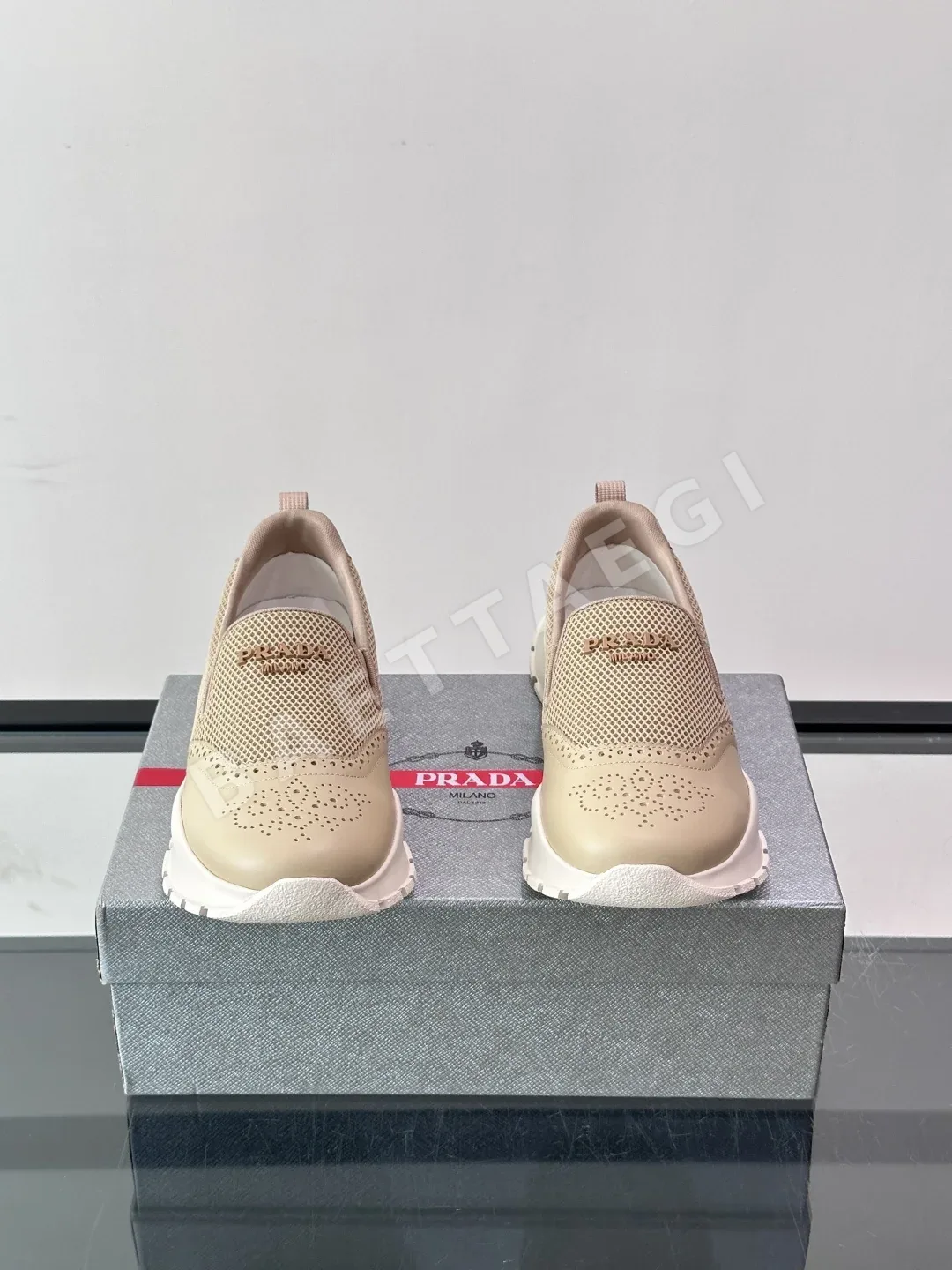 프라다 신발 148095 Prada Sneakers 상세 이미지 2