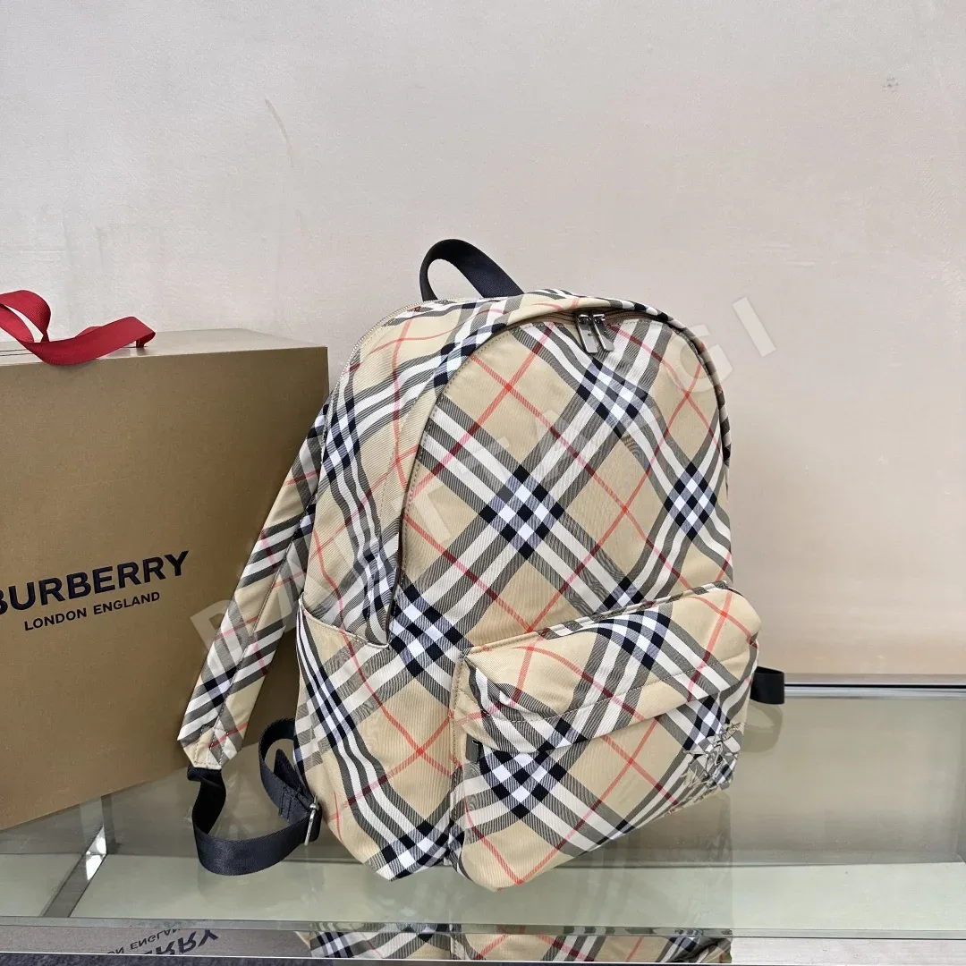 버버리 격자무늬 백팩 상세 이미지 2