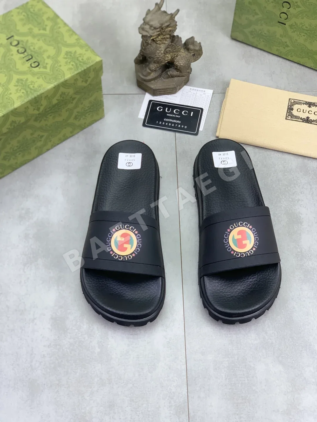 구찌 뱀패턴 캐주얼 샌들 상세 이미지 2