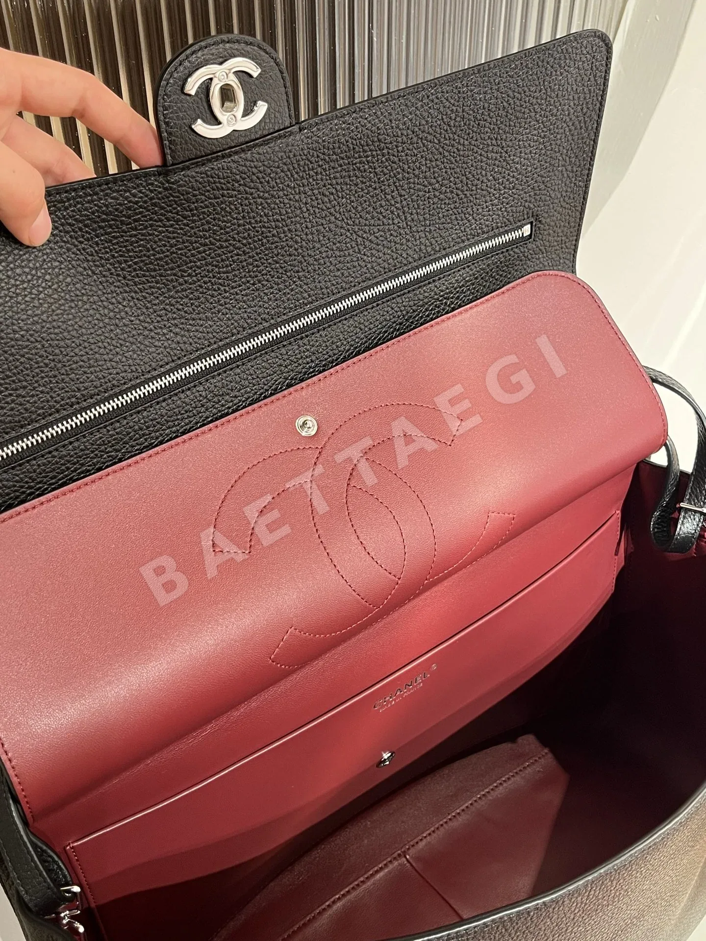 샤넬 지존 맥시 플랩 백(Grained Calfskin, AS6233 상세 이미지 7