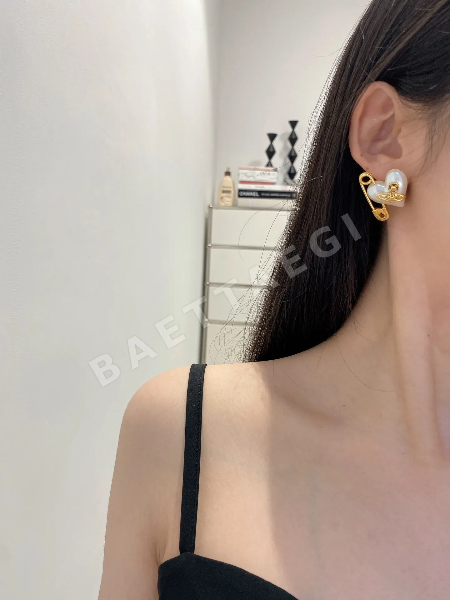 비비안웨스트우드 귀걸이 64944 Vivienne Westwood Earrings 상세 이미지 1