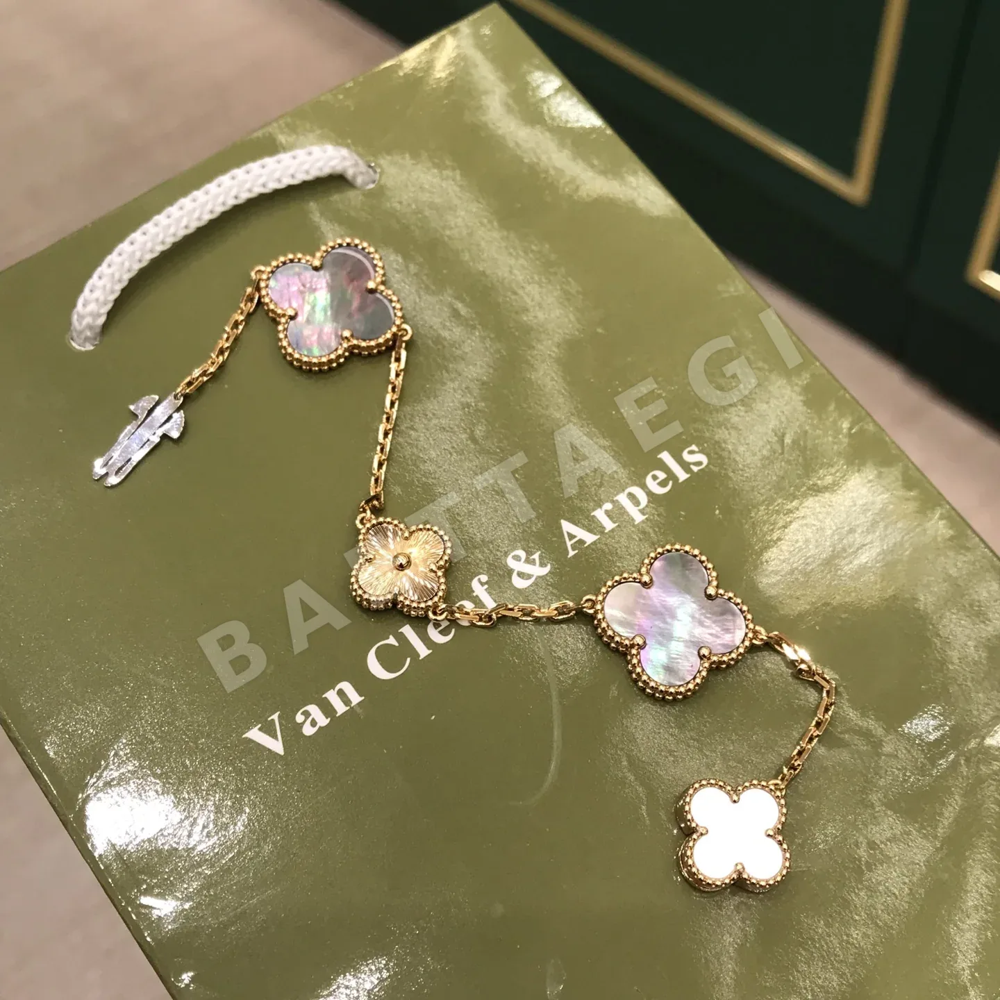 반클리프앤아펠 목걸이 63723 Van Cleef & Arpels Necklace 상세 이미지 9