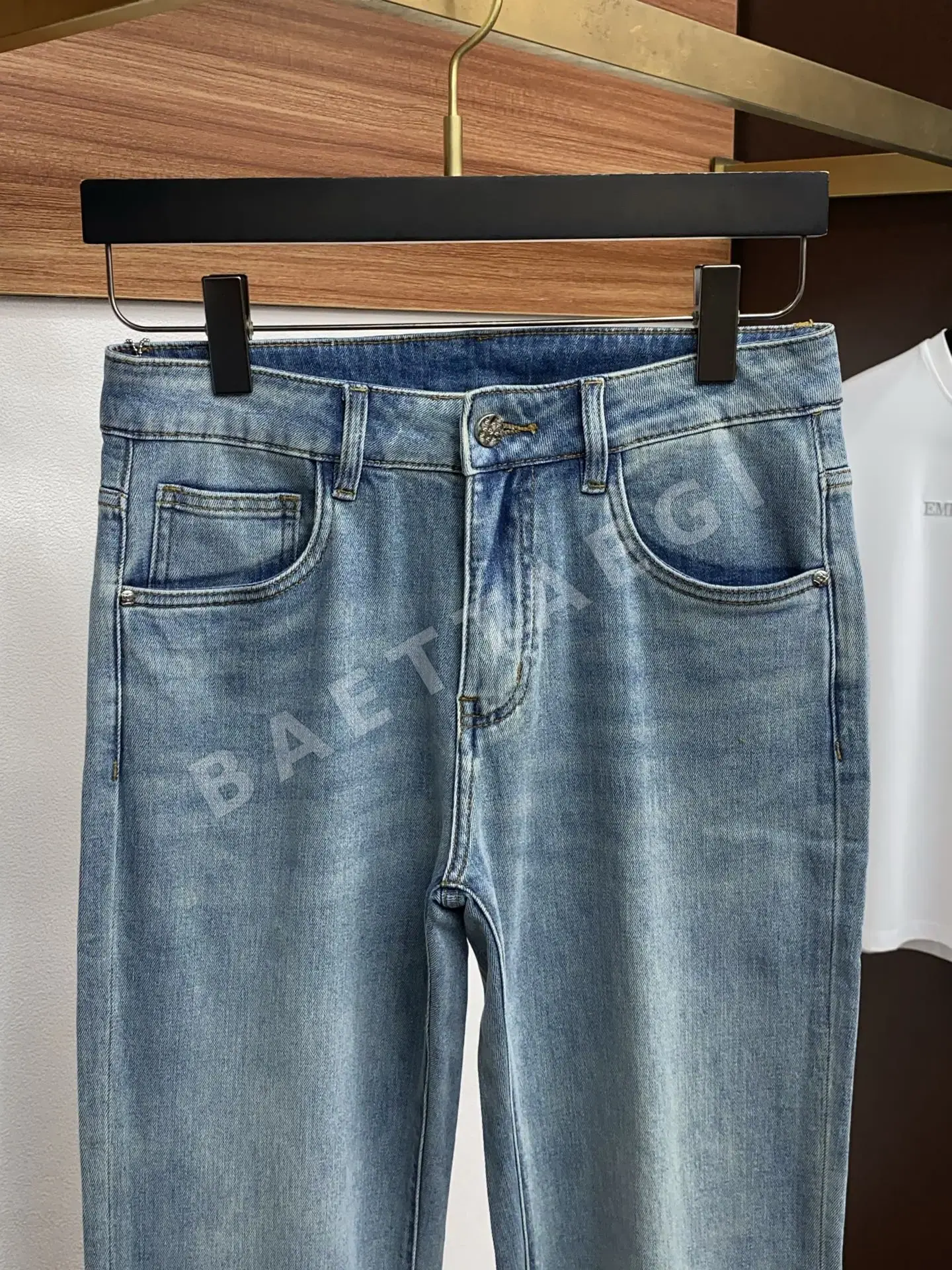 루이비통 남성 슬림 핏 데님 바지 상세 이미지 3