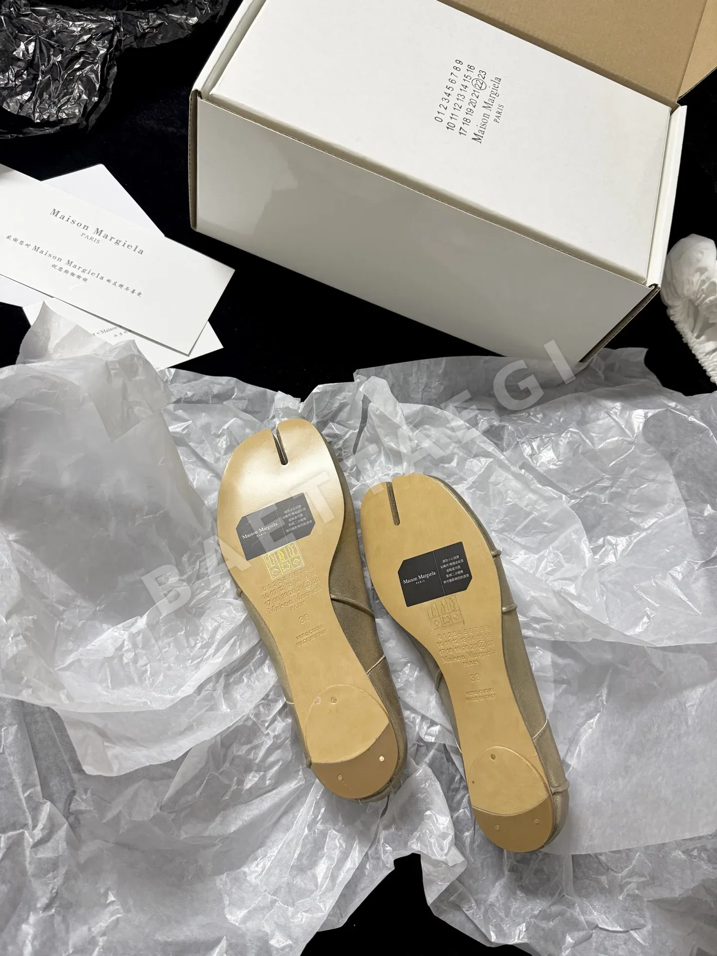 마르지엘라 스플릿 토 발레 플랫 9262 상세 이미지 9