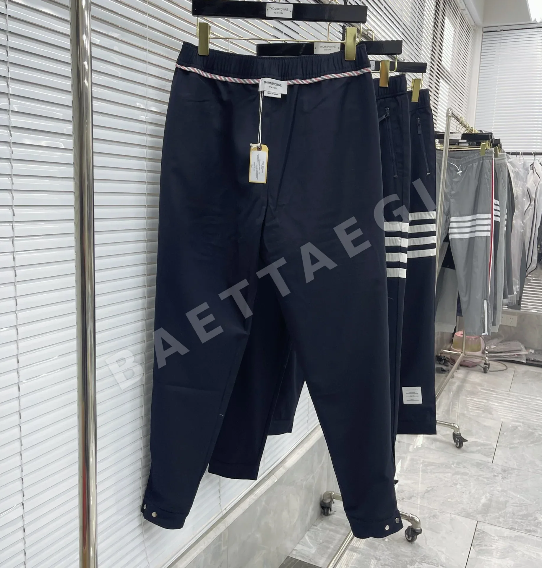 톰브라운 더블 레이어 울 남성 바지 상세 이미지 3