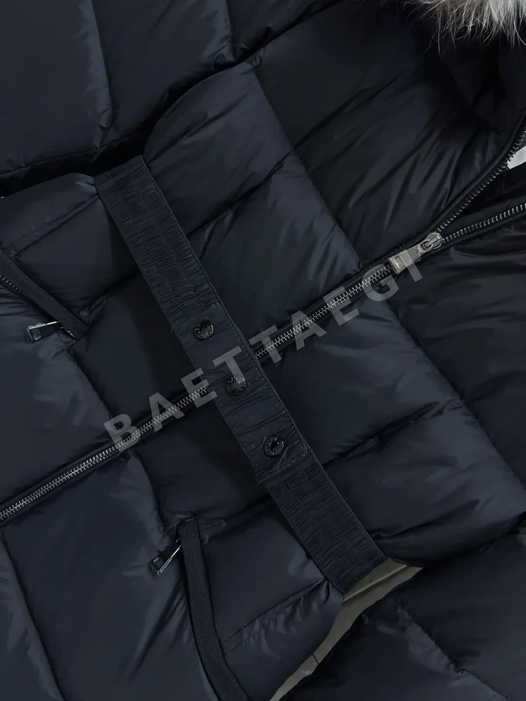 몽클레르 보에드 숏 패딩 점퍼 상세 이미지 3