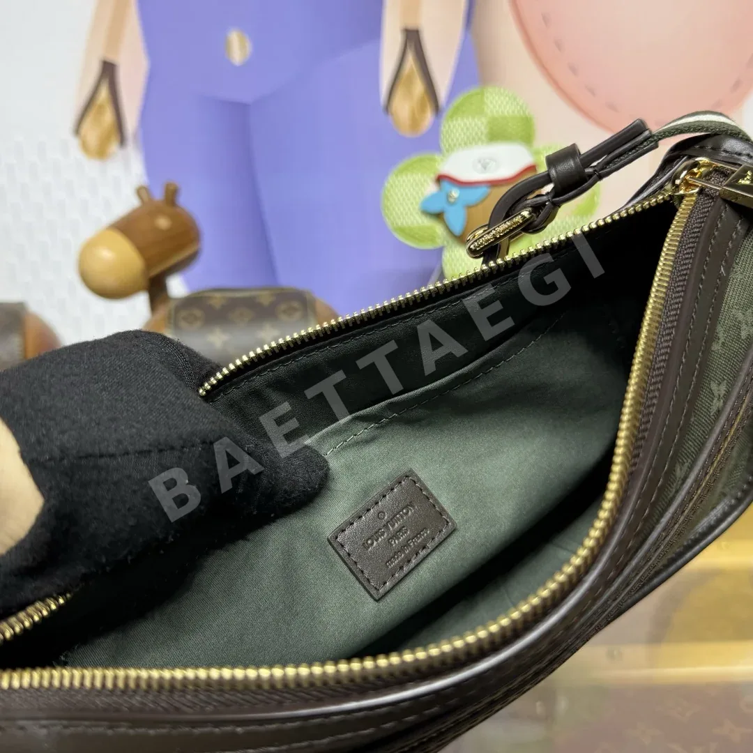 루이비통 루실 스몰 데님 스마일리페이스 가방 M92330 상세 이미지 8