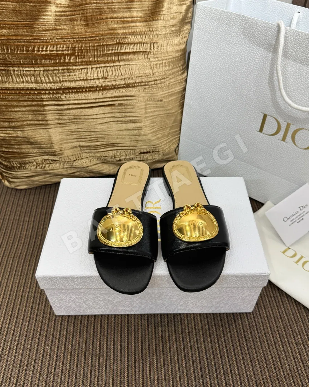 디올 카나쥬 메탈 버클 샌들 상세 이미지 3