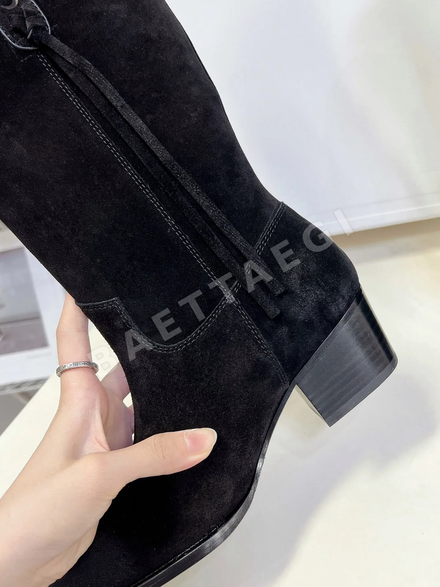 셀린느 개선문 로고 앵클 부츠 상세 이미지 8