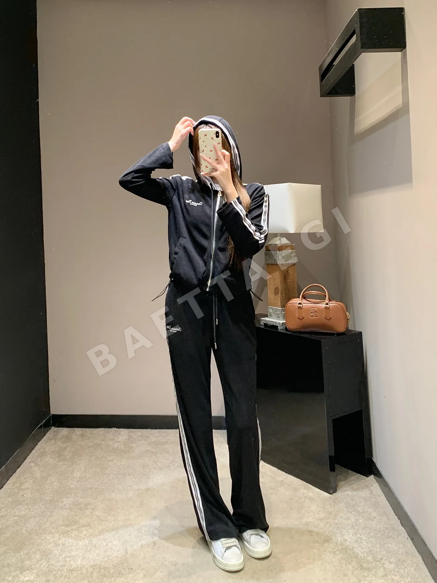 디올 레터 자수 후드 재킷 팬츠 세트 상세 이미지 3