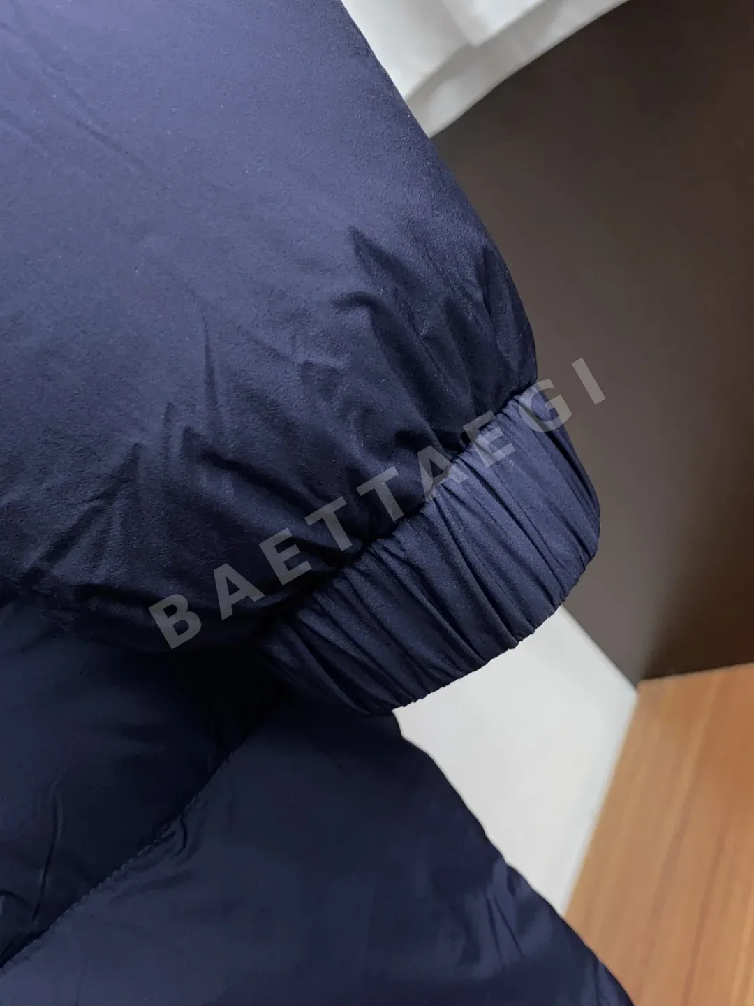 버버리 남성 패딩 점퍼 상세 이미지 5