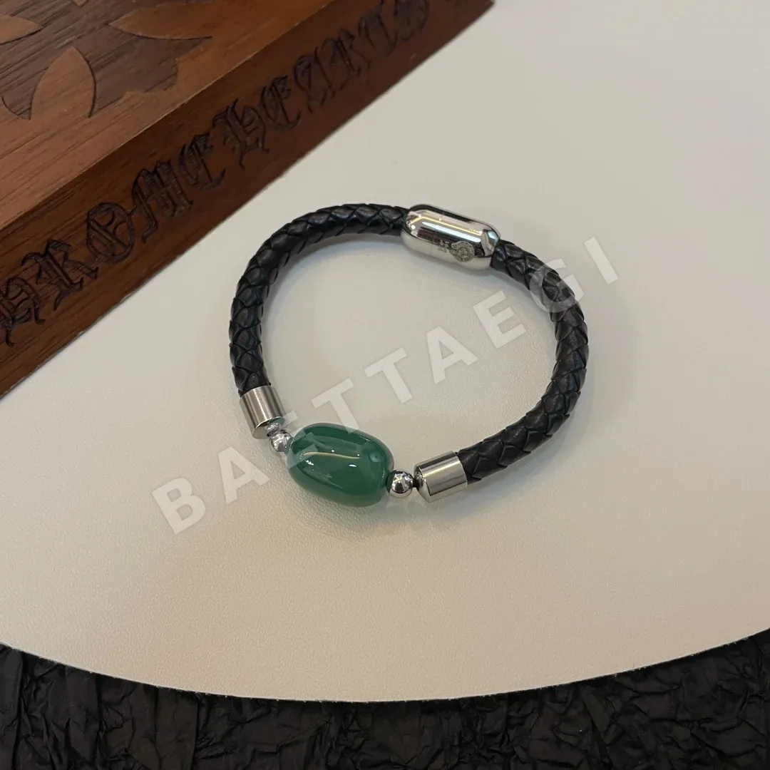 크롬하츠 제이드 가죽 코드 엠보스 팔찌 127532