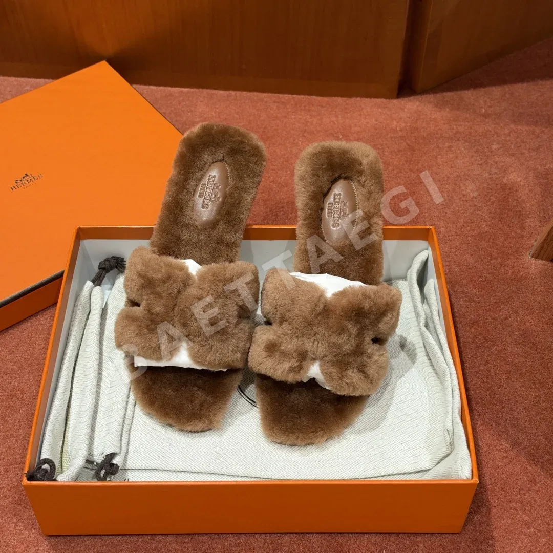 에르메스 오란 샌들 Gold Shearling H 컷아웃 상세 이미지 5