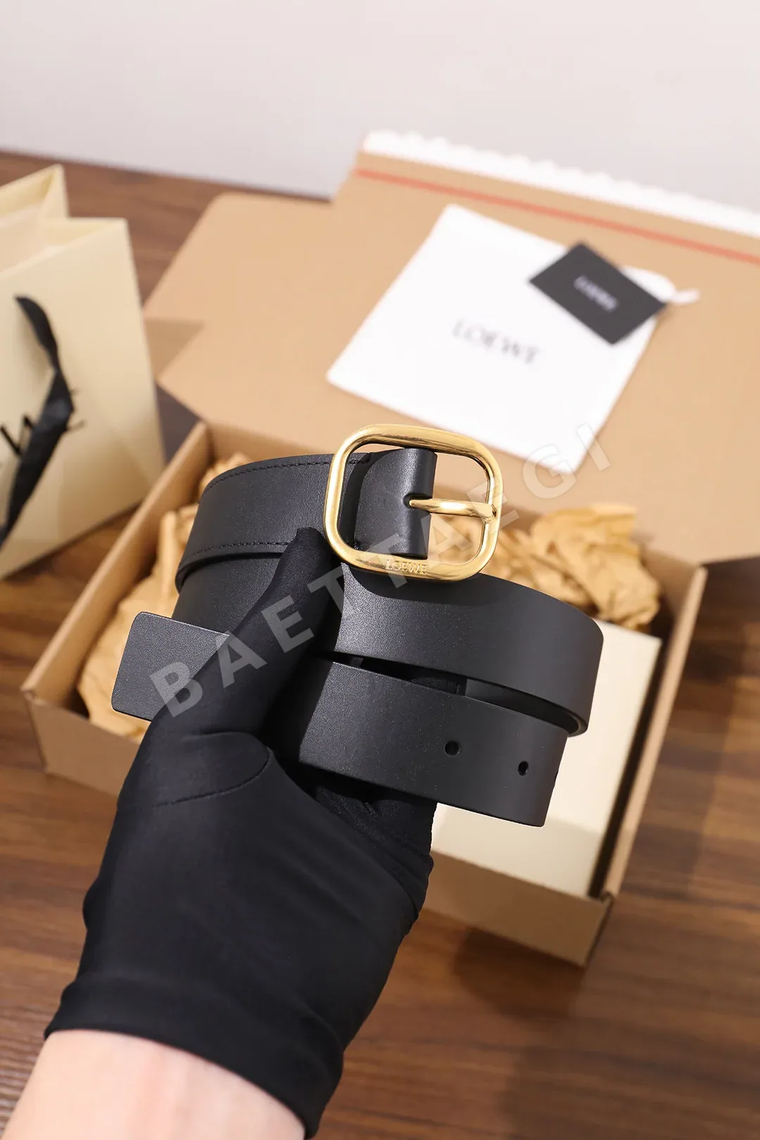 로에베 톱그레인 송아지가죽 벨트 57417