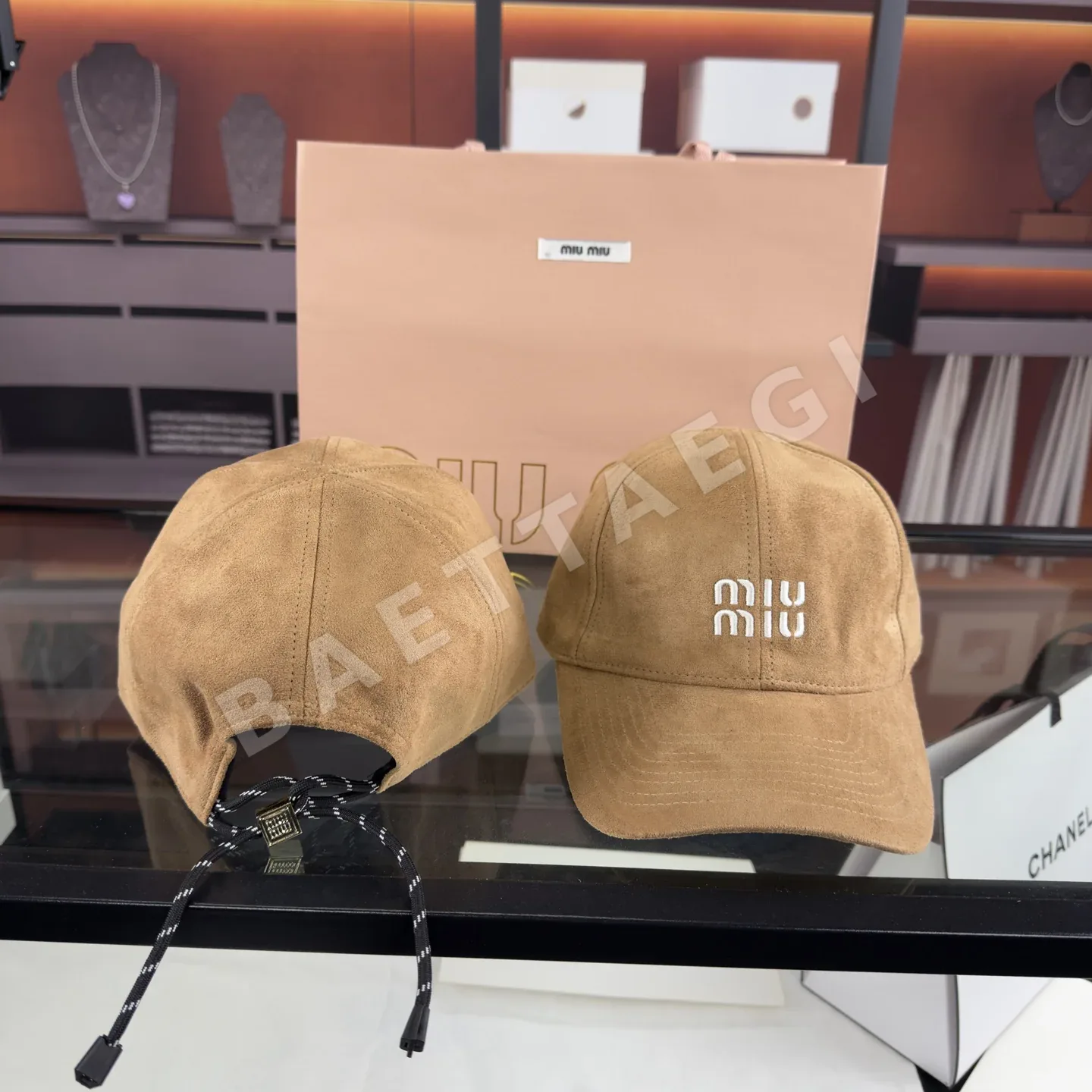 미우미우 플리스 베이스볼 모자 상세 이미지 5