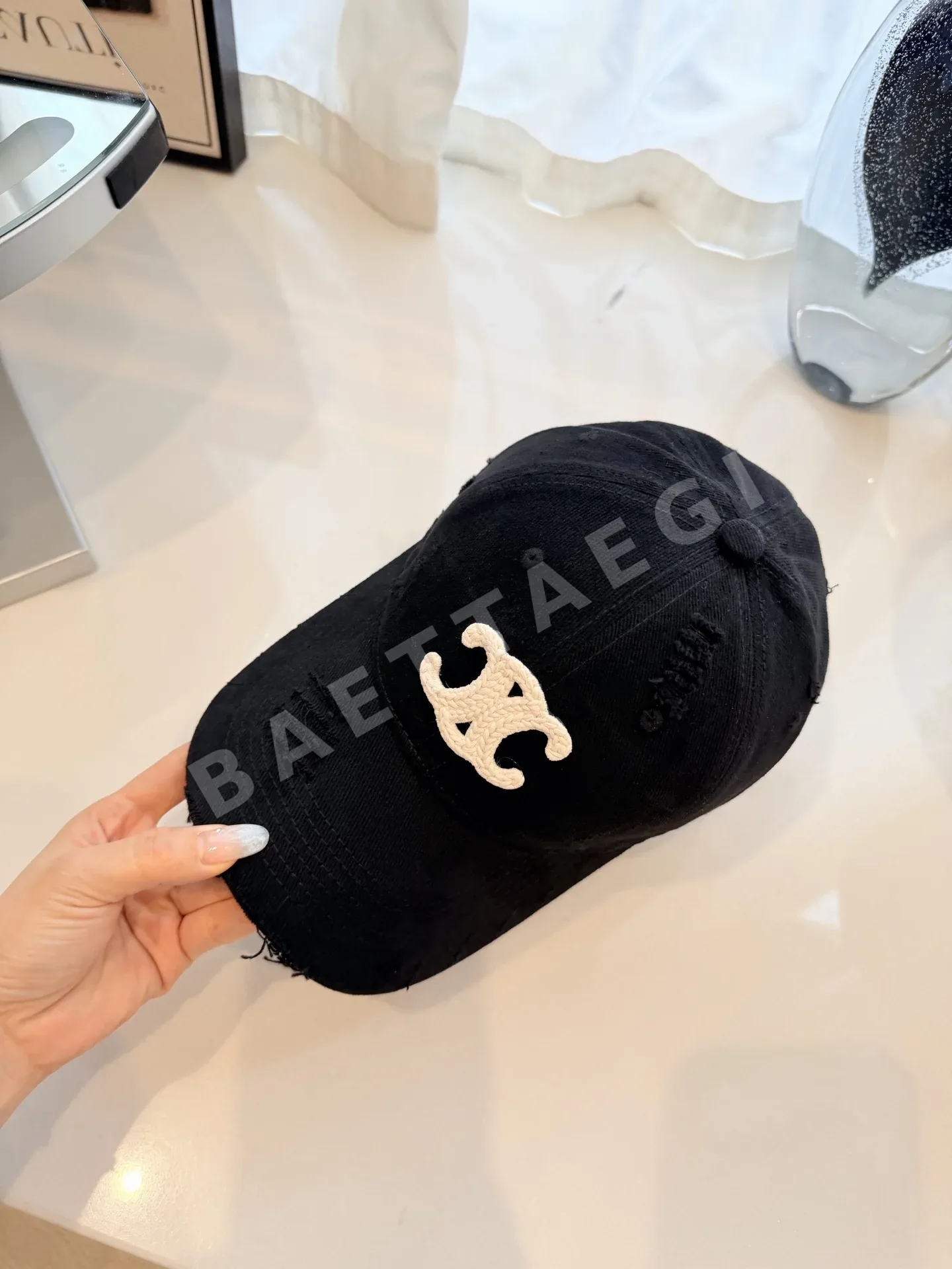 셀린느 데미지 가공 야구모자 상세 이미지 2