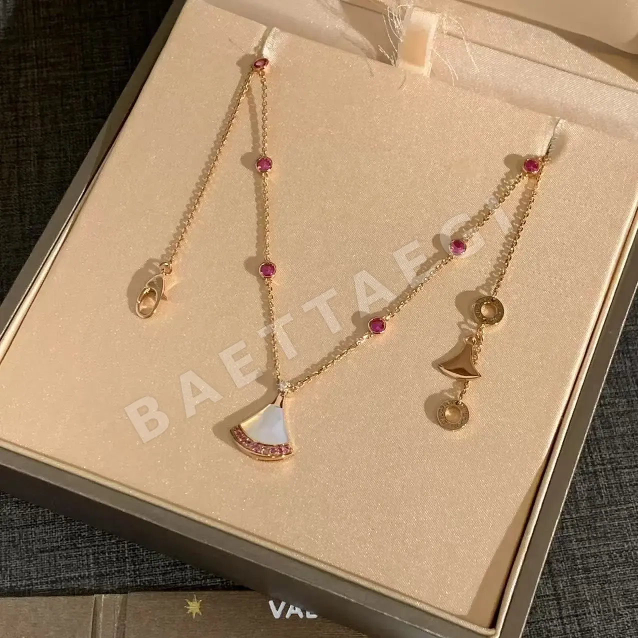 불가리 디바스드림 18K 로즈골드 루비 다이아몬드 목걸이 상세 이미지 5