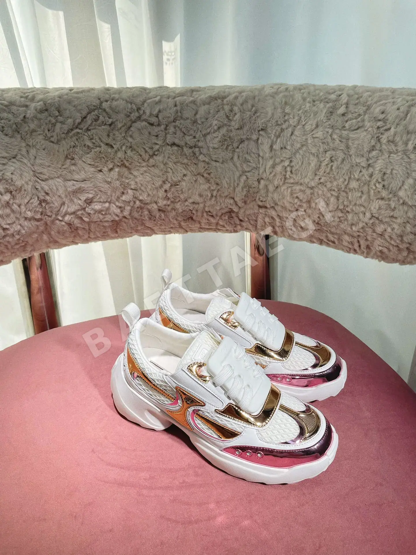 로저비비에 레이스업 플랫폼 스니커즈 상세 이미지 3