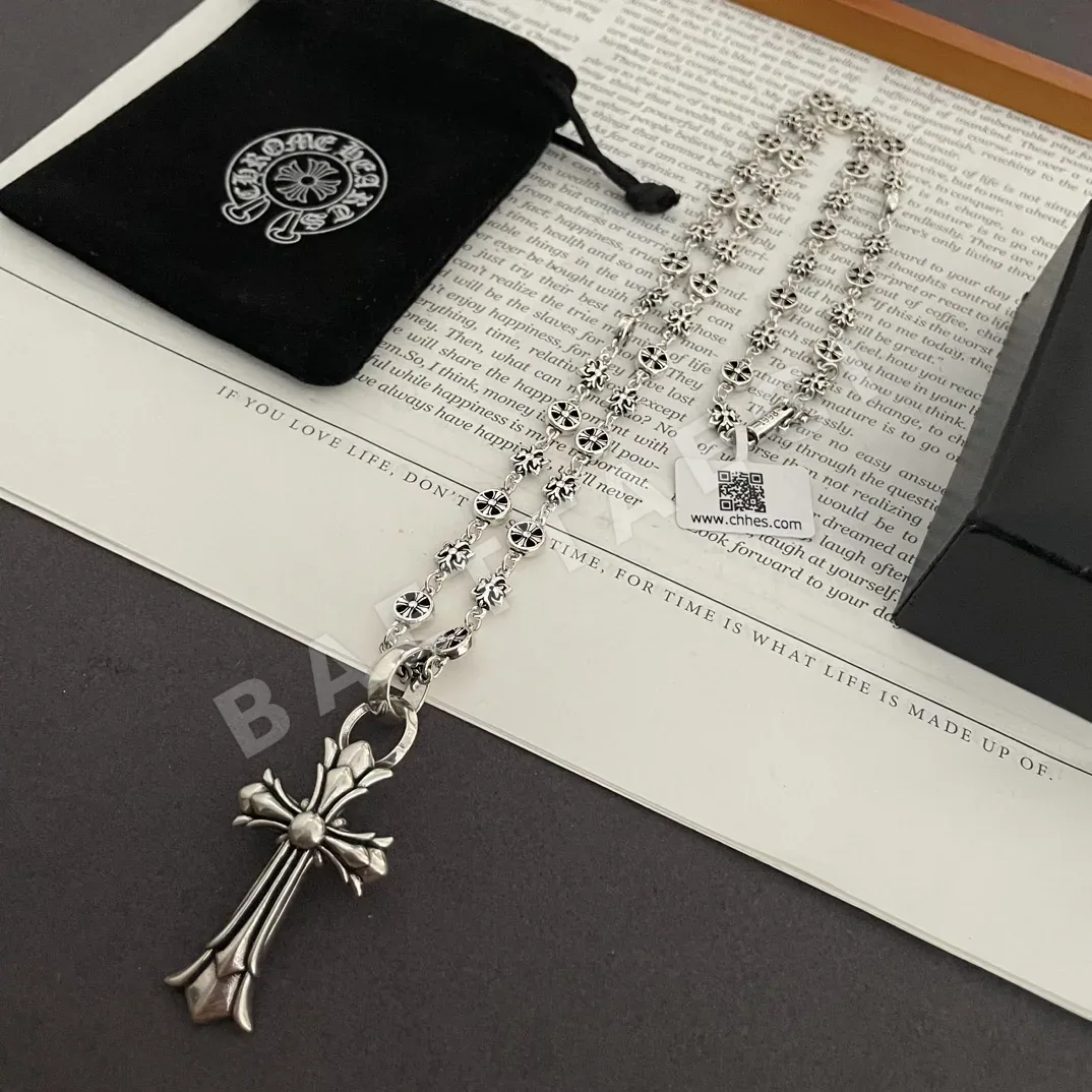 크롬하츠 클래식 레트로 라운드 크로스 목걸이 상세 이미지 7