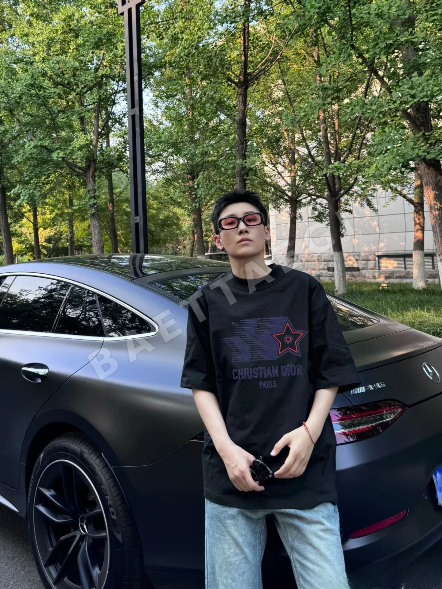 디올 오각별 무늬 여성 반팔 티셔츠 상세 이미지 3
