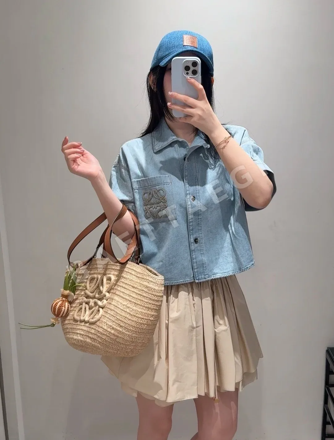 로에베 이비사 컬러 블록 자수 데님 반소매 셔츠 상세 이미지 3
