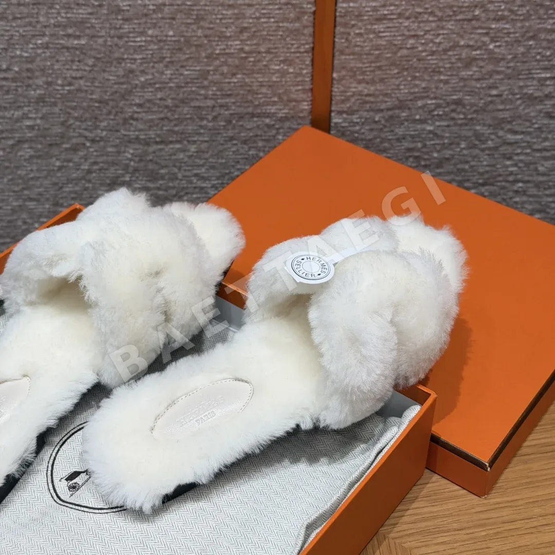 에르메스 오란 샌들 Pure White 울 가죽 H 컷아웃 상세 이미지 5