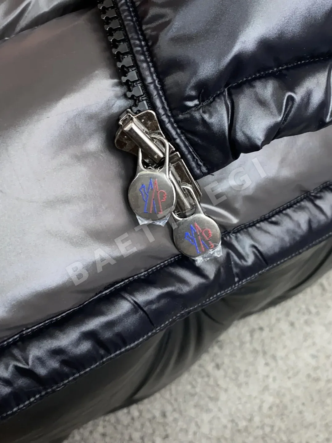 몽클레르 마야(Moncler Maya) 후드 쇼트 다운 자켓 상세 이미지 10