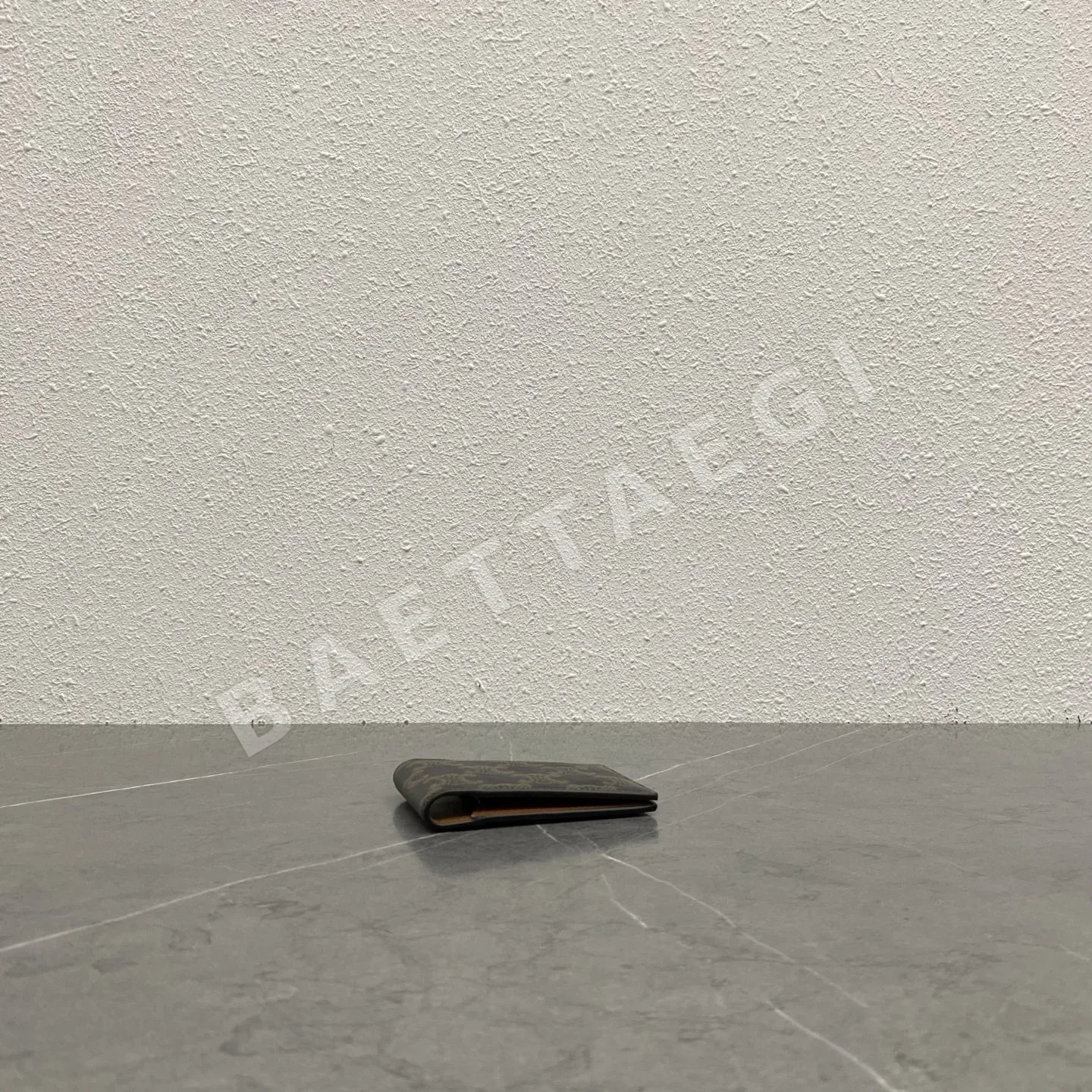 셀린느 브라운 지갑 상세 이미지 9