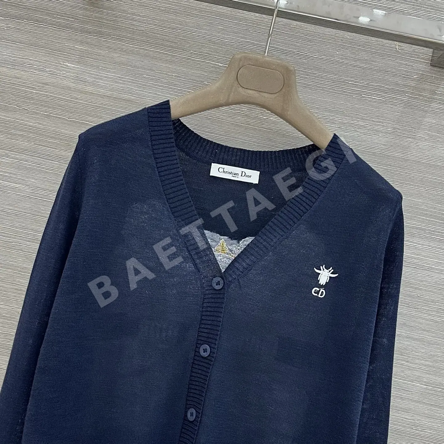 디올 별 모양 라인스톤 자수 린넨 가디건 상세 이미지 3
