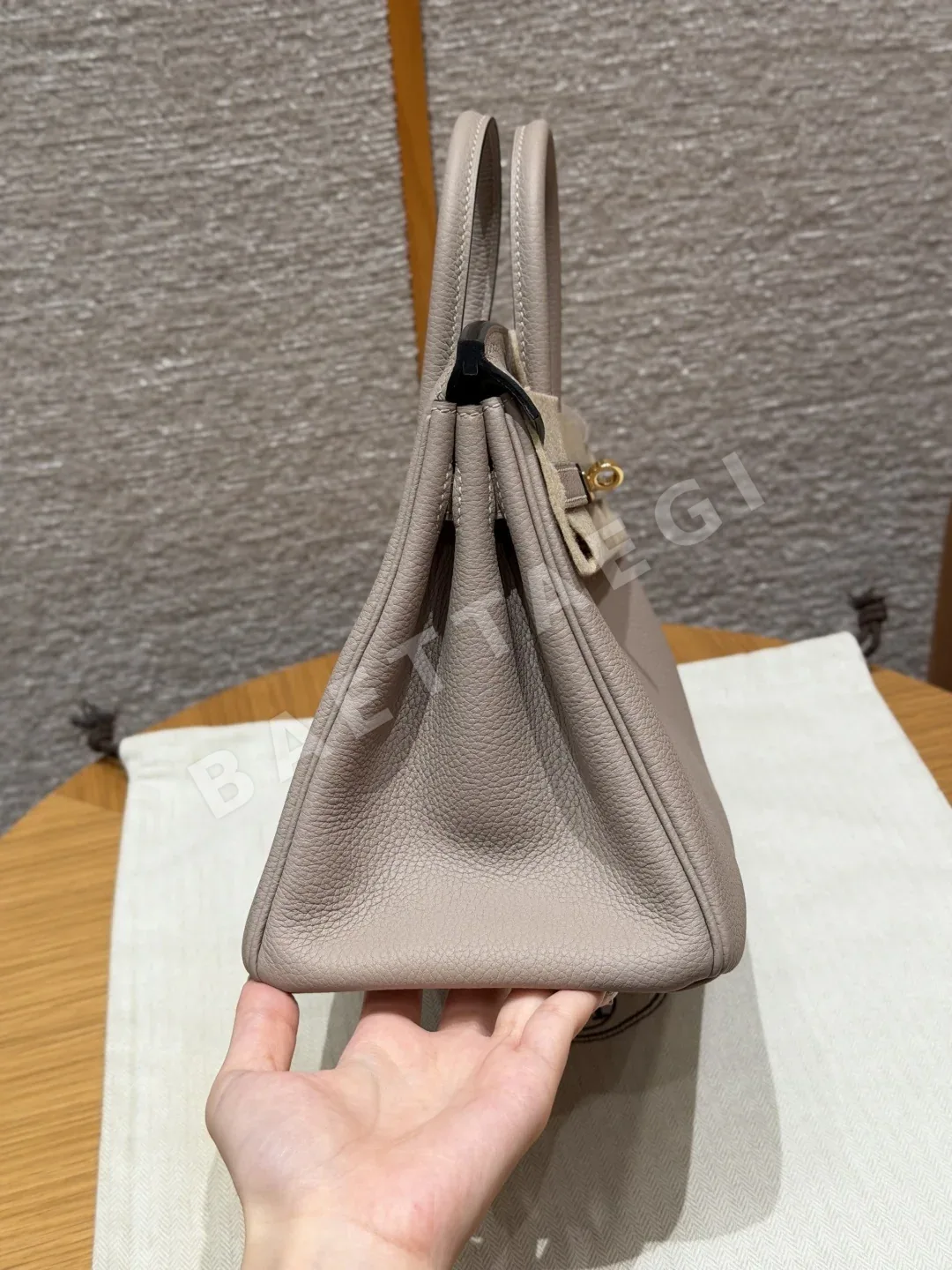 에르메스 버킨 토고 가죽 골드 장식 지갑 상세 이미지 3