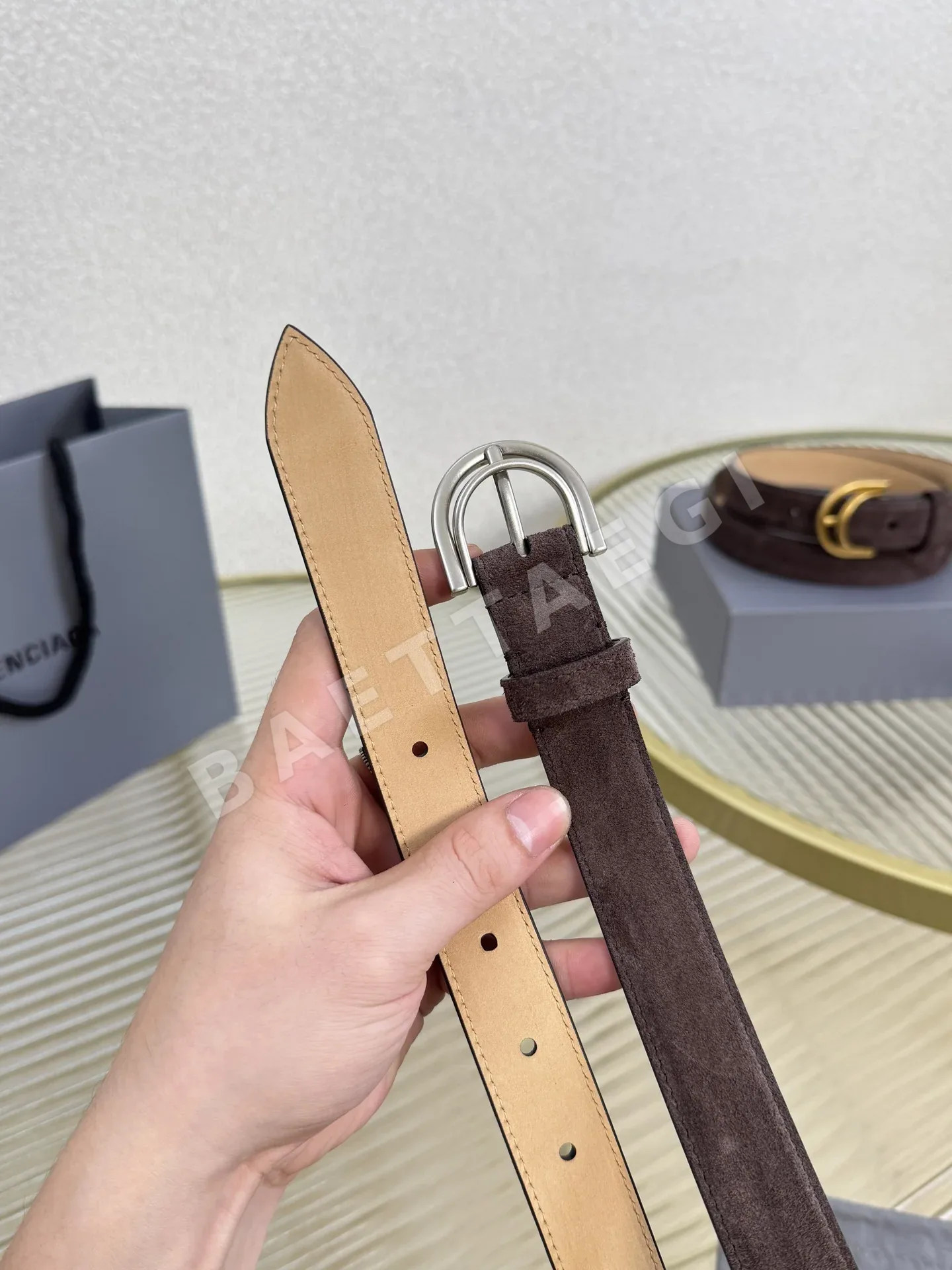발렌시아가 빈티지 황동장식 송아지가죽 벨트 상세 이미지 4