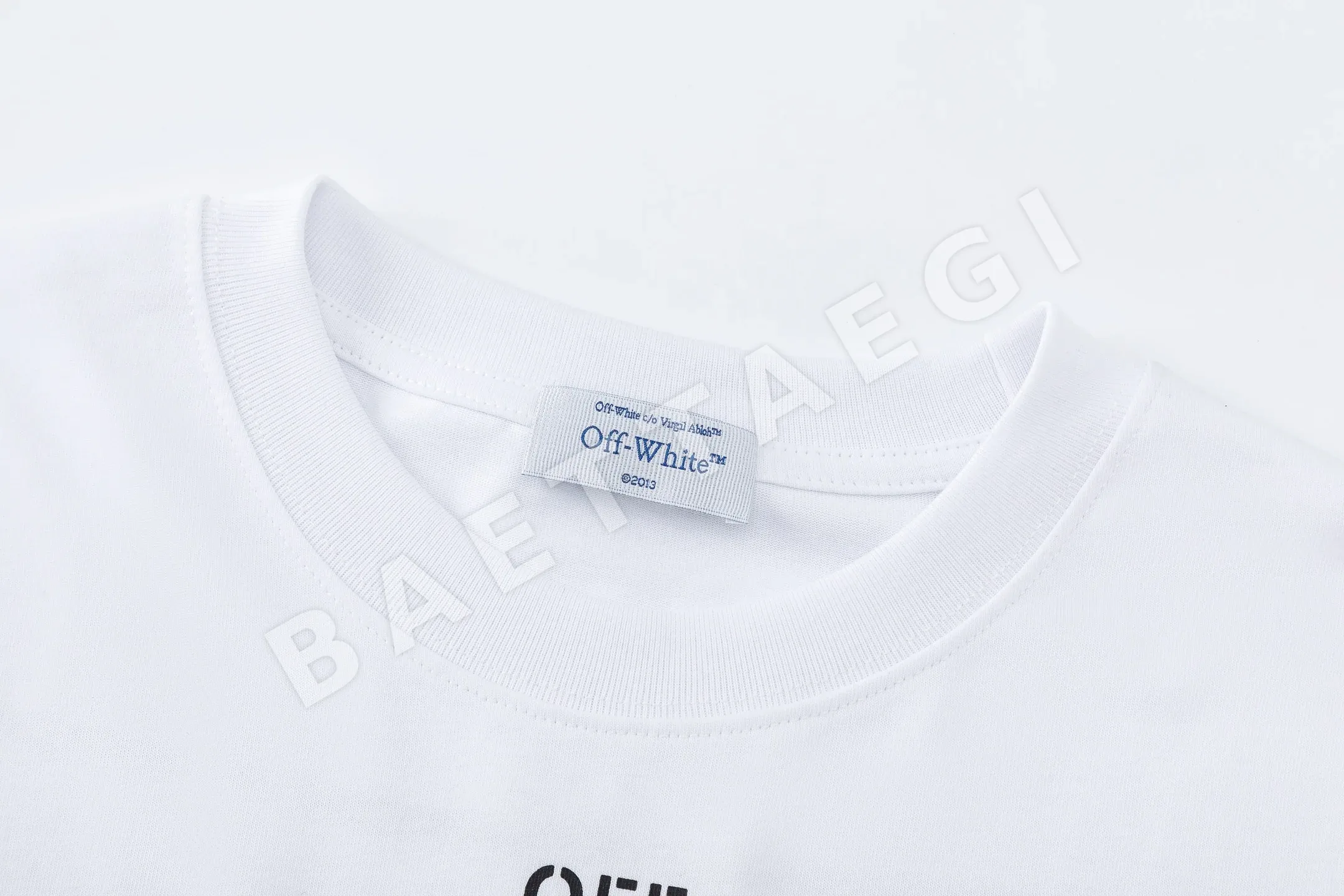 오프화이트 뉴 루즈핏 남성 반팔 티셔츠 상세 이미지 7