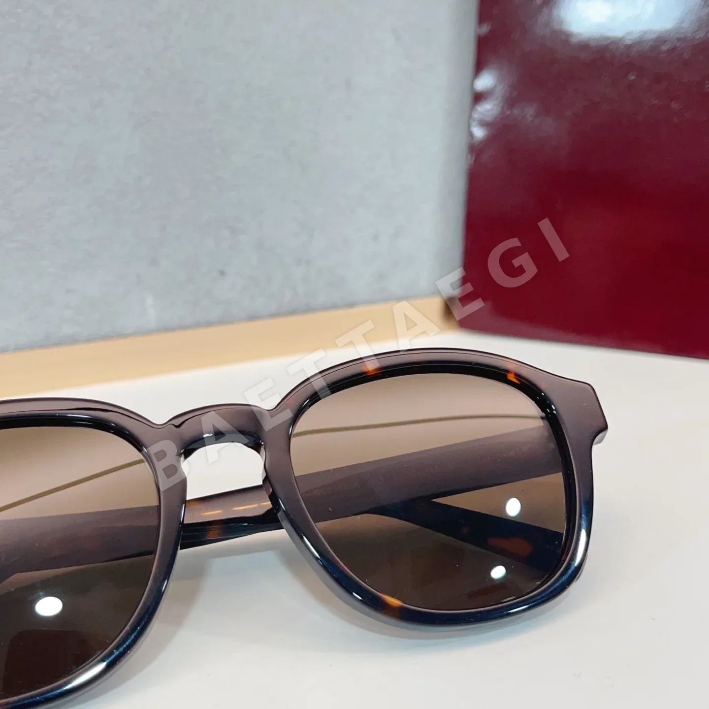 구찌 선글라스 56631 Gucci Sunglasses 상세 이미지 8