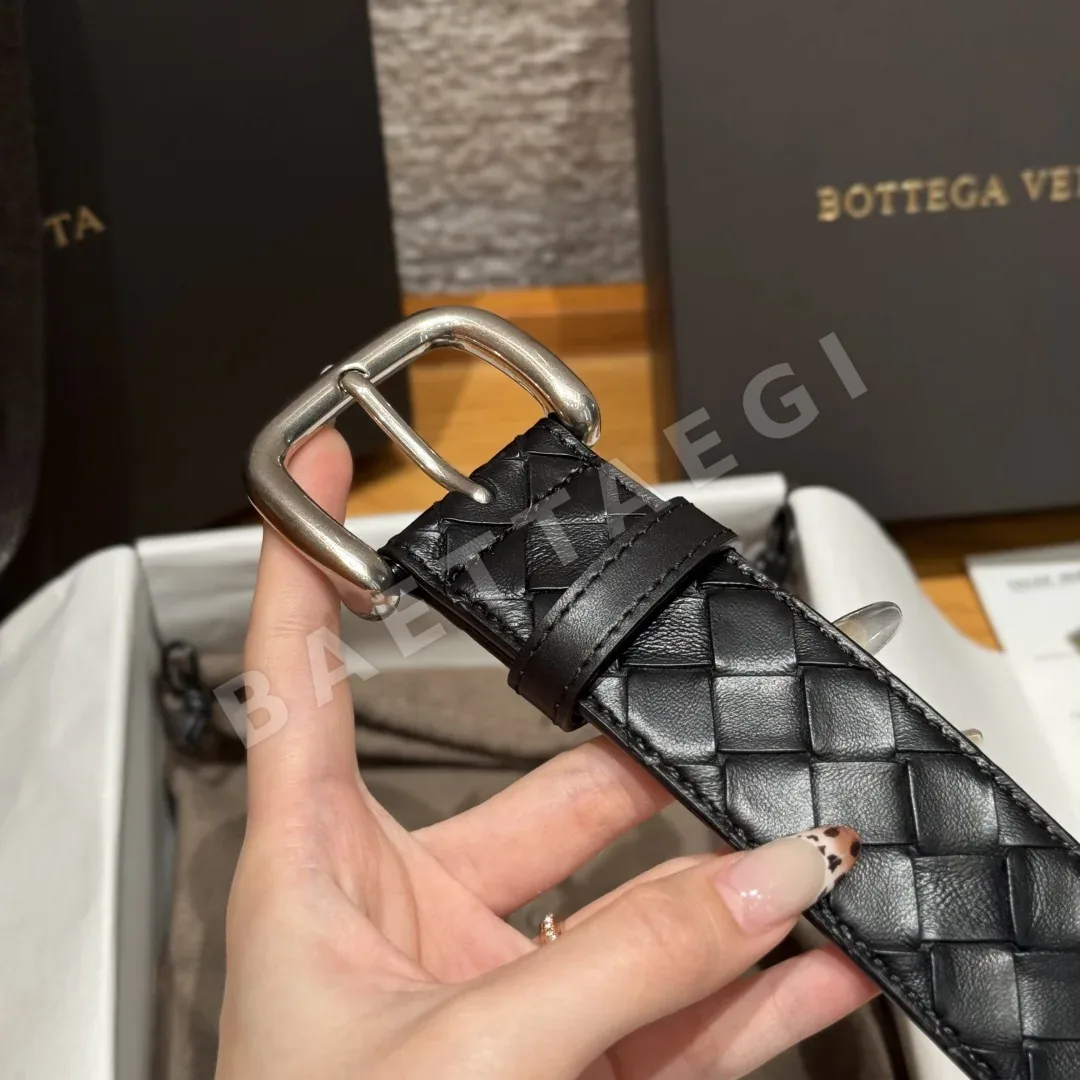 보테가베네타 인트레차토 우븐 소가죽 벨트 상세 이미지 8
