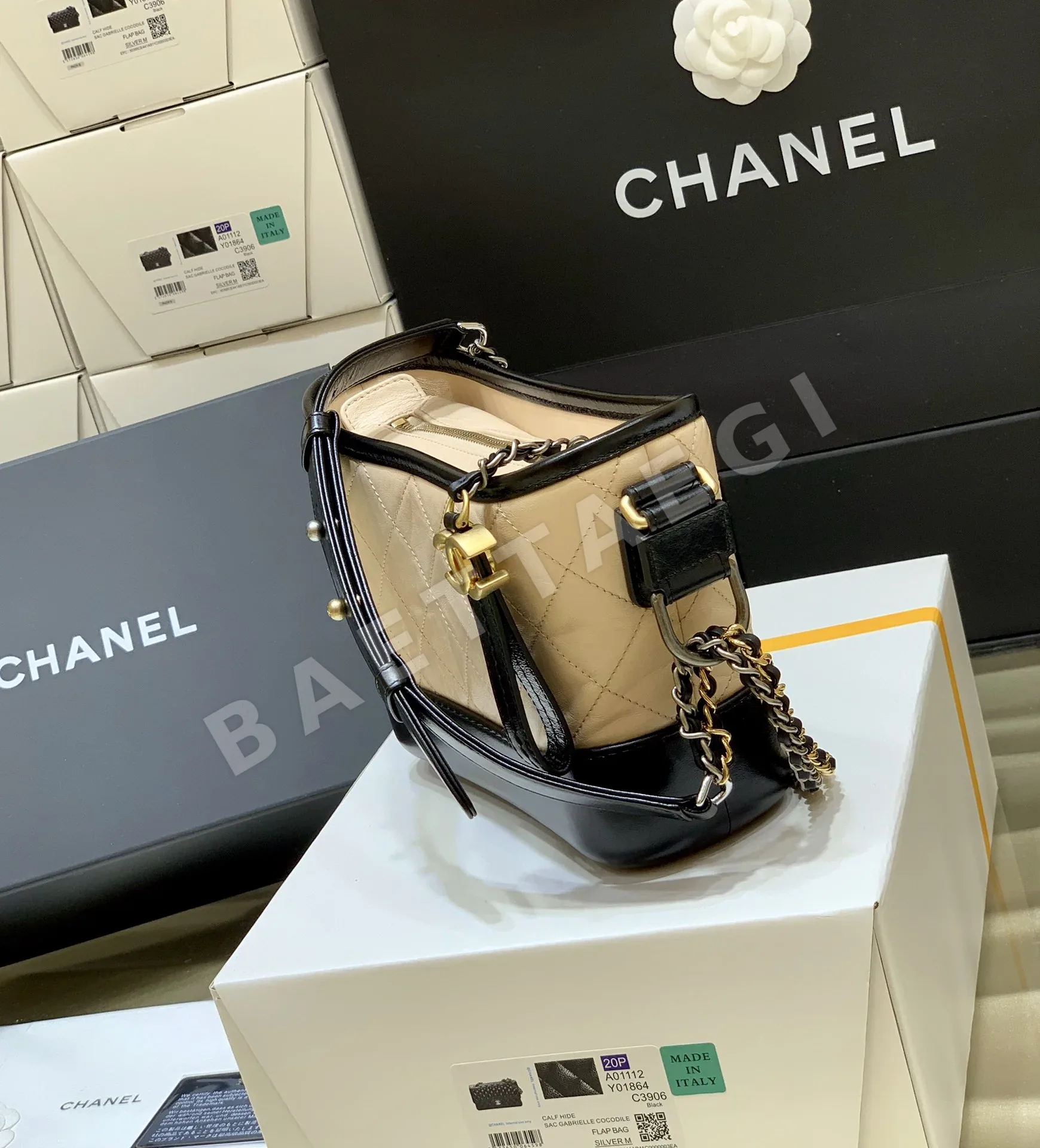 샤넬 가브리엘 호보백 A91810 상세 이미지 4