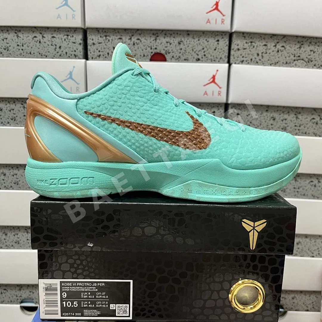 나이키 [GX] 코비 6 프로트로 IQ5774-300 201379 Nike Kobe 6 Protro Jalen Brunson Statue Of 상세 이미지 1