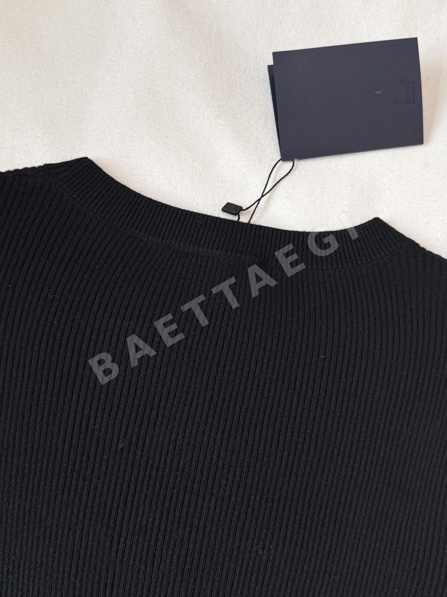 프라다 레터 크루넥 슬림핏 긴팔 니트 상세 이미지 5