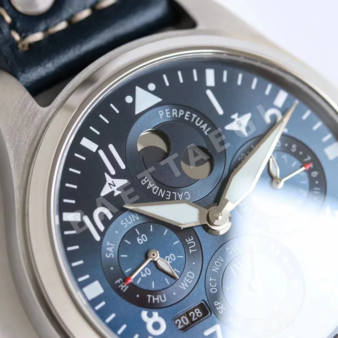 IWC 빅 파일럿 퍼페추얼 캘린더 시계 상세 이미지 5