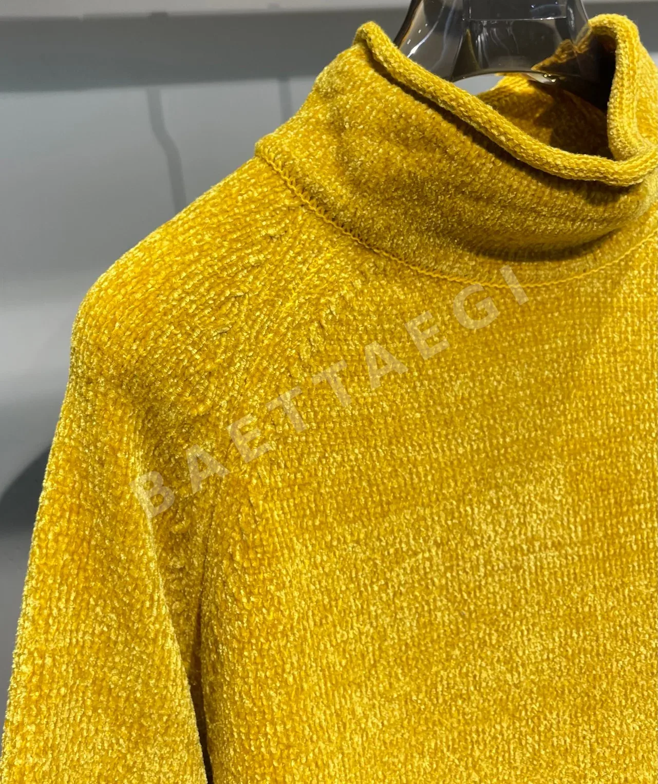 스톤아일랜드 울 혼방 텍스처드 하이넥 니트 긴팔 상세 이미지 9