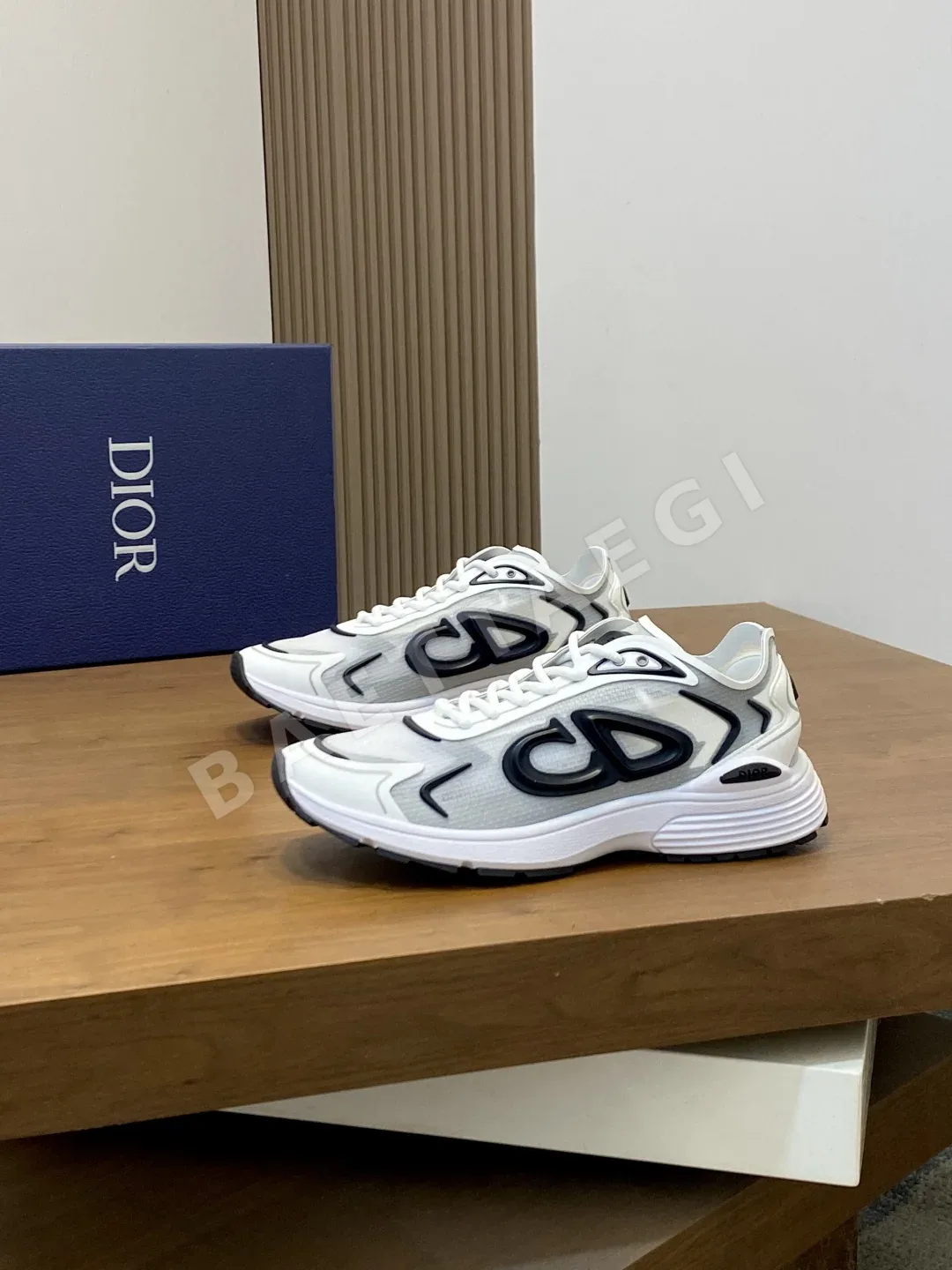 디올 B30 스니커즈 블루 나일론 CD30 로고 상세 이미지 4