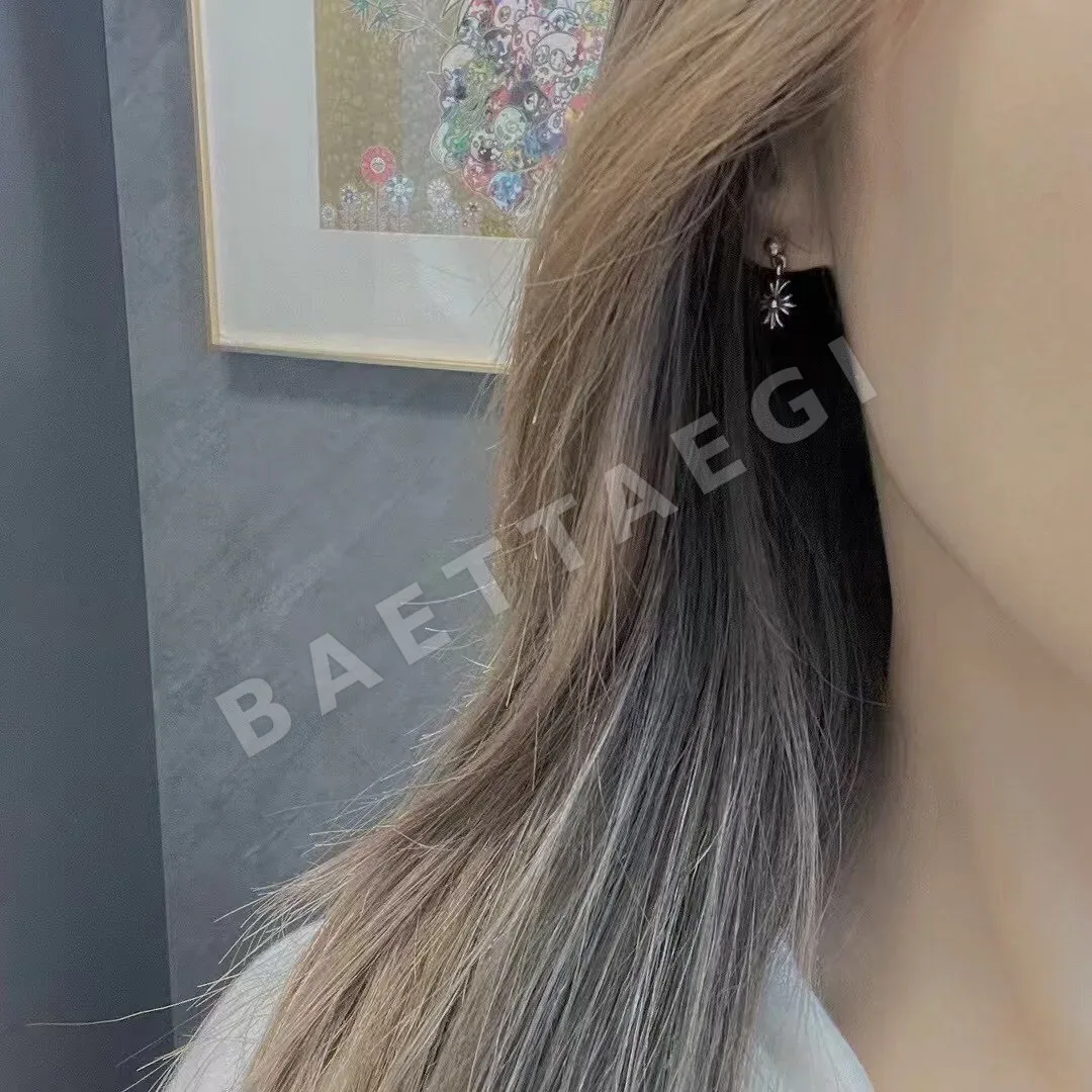 크롬하츠 925 크로스 플라워 귀걸이 다이아몬드 장식 상세 이미지 8