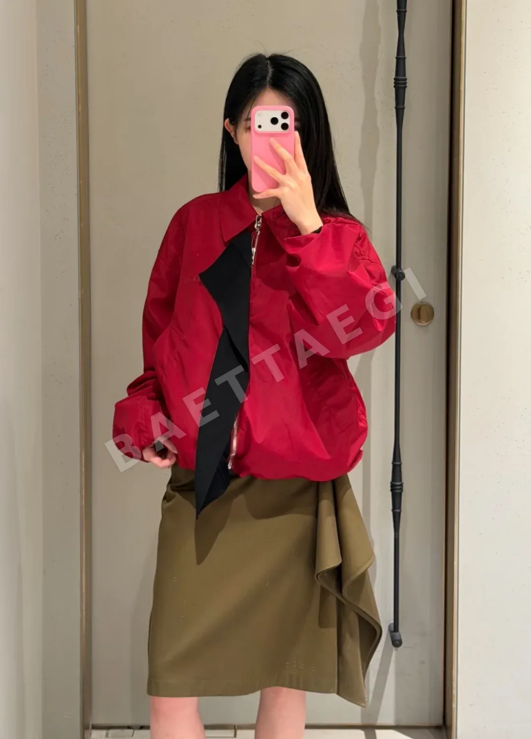 로에베 오리브 그린 이레귤러 미디 스커트 상세 이미지 4