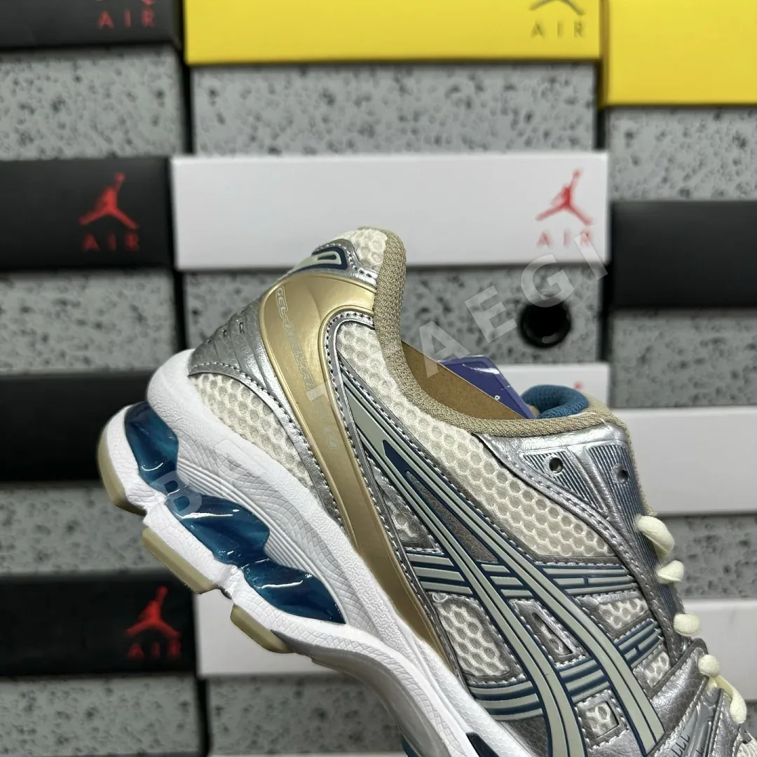 아식스 [LZ] 젤 카야노 14 1201A019-105 200576 Asics Gel-Kayano 14 Cream Pure Silver 상세 이미지 6