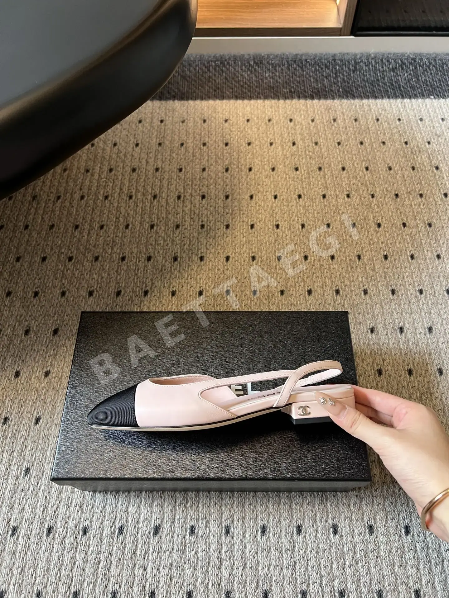 샤넬 힐 컬러 블록 라운드 토 상세 이미지 5