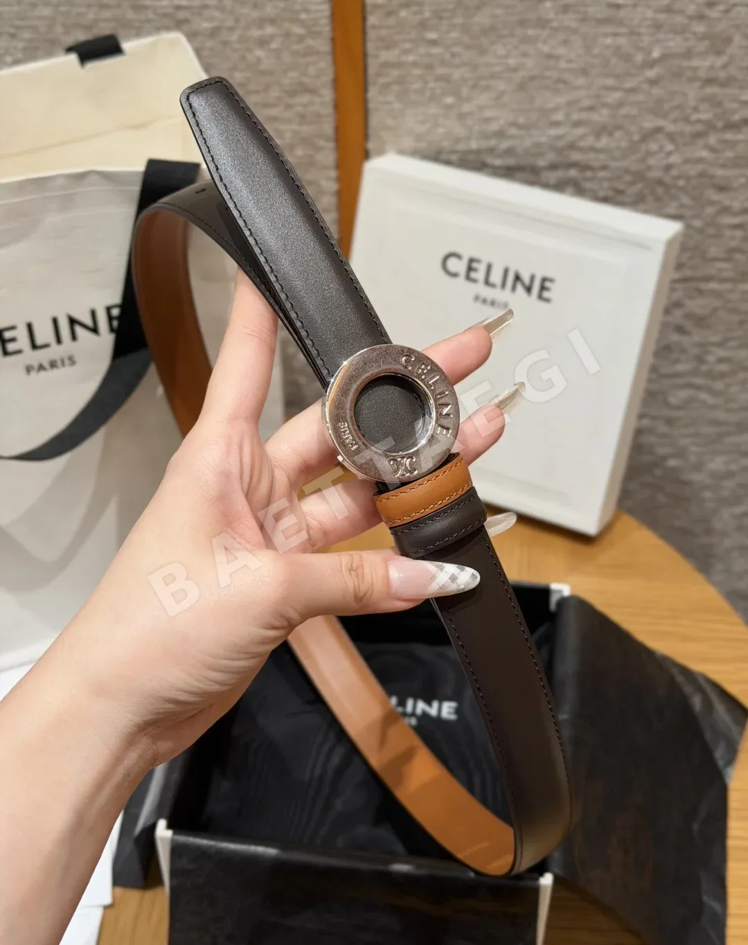셀린느 디스크 골드 버클 25mm 양면 가죽 벨트 상세 이미지 3