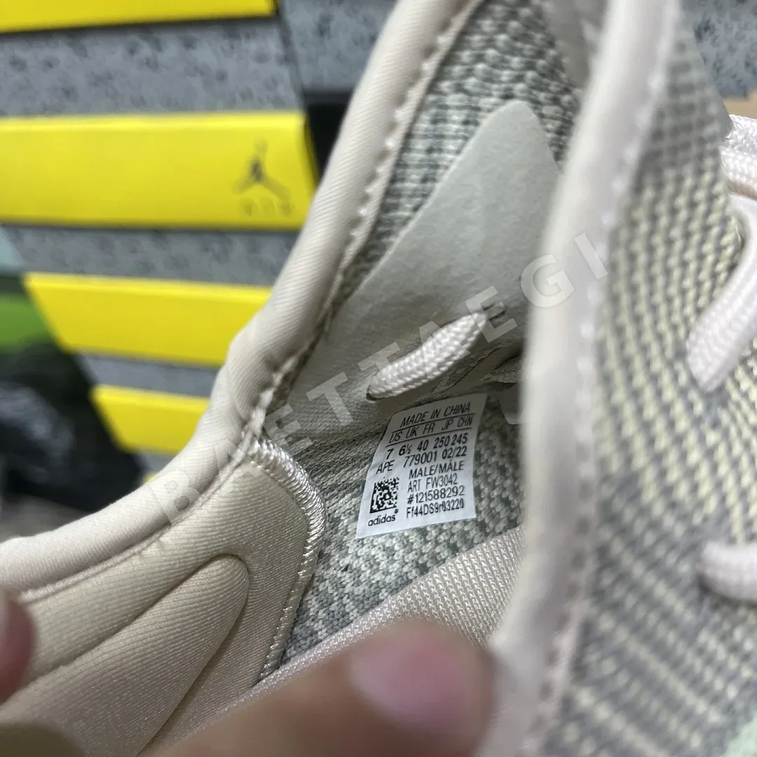 아디다스 [R] 이지 부스트 350 V2 FW3042 200733 Adidas Yeezy Boost 350 V2 상세 이미지 9