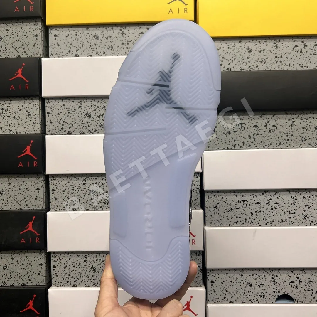 나이키 [EG] DD0587-002 201469 Nike Wolf Grey 상세 이미지 2