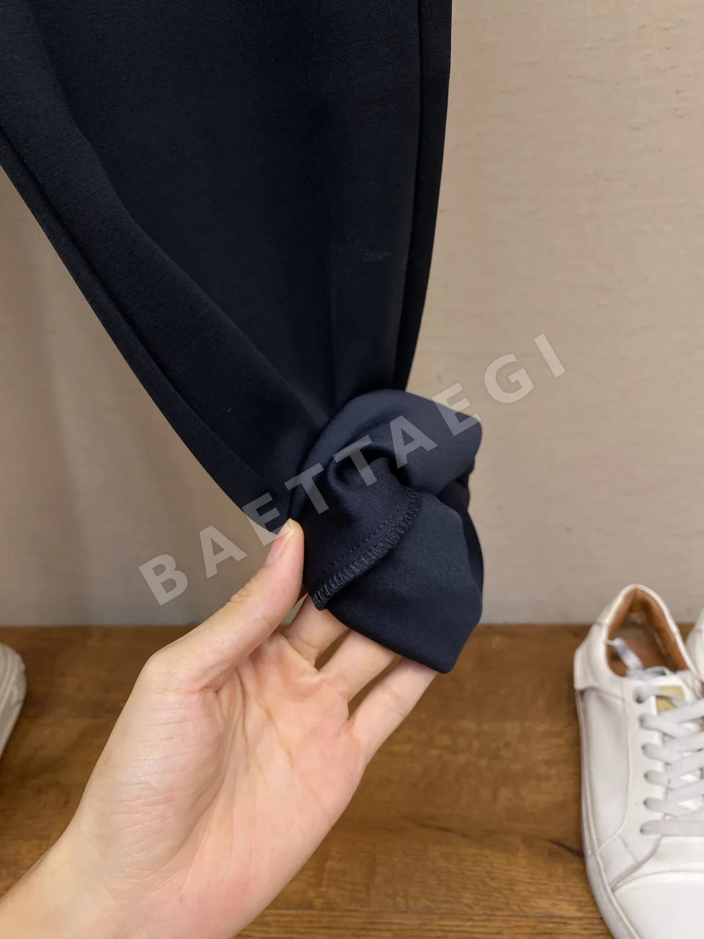 프라다 남성 캐주얼 반바지 상세 이미지 8