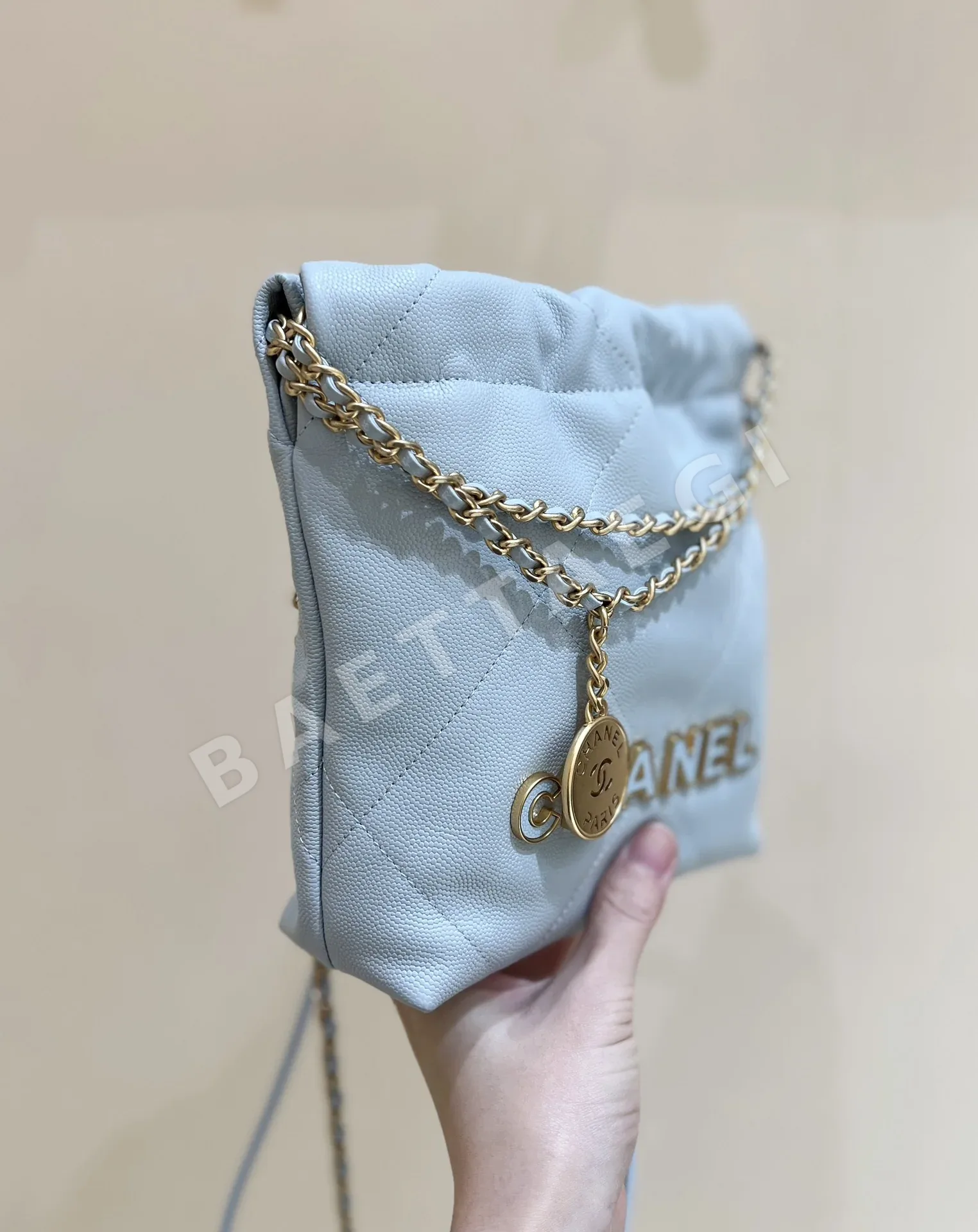 샤넬 22백 가방 상세 이미지 2