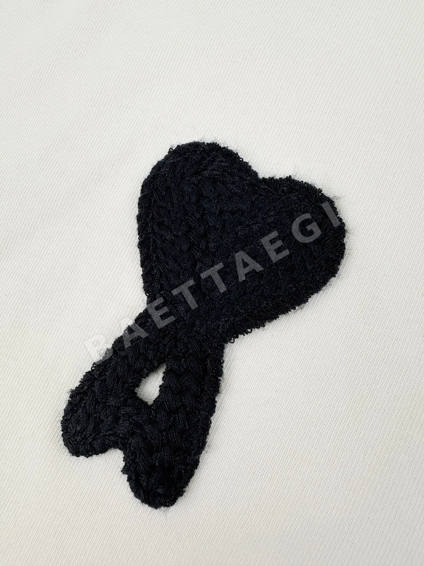 아미 크로셰 패치워크 반팔 티셔츠 상세 이미지 4